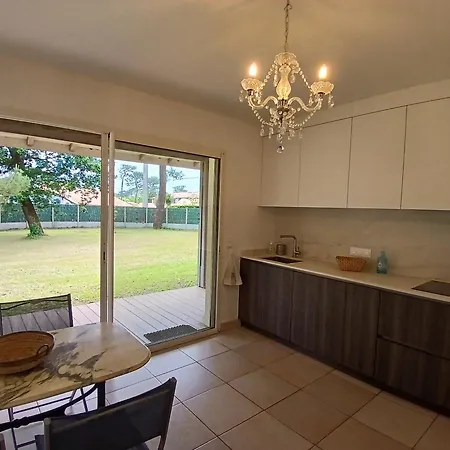 Spacieuse Maison Familiale 11 Pers. Avec Jardin Près Du Port De - Fr-1-239-1001 * Capbreton