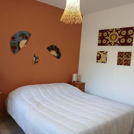 Spacieuse Maison Familiale 11 Pers. Avec Jardin Pres Du Port De - Fr-1-239-1001 *