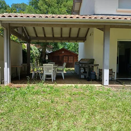 Spacieuse Maison Familiale 11 Pers. Avec Jardin Pres Du Port De - Fr-1-239-1001 * Capbreton