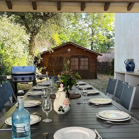 Spacieuse Maison Familiale 11 Pers. Avec Jardin Près Du Port De - Fr-1-239-1001 *